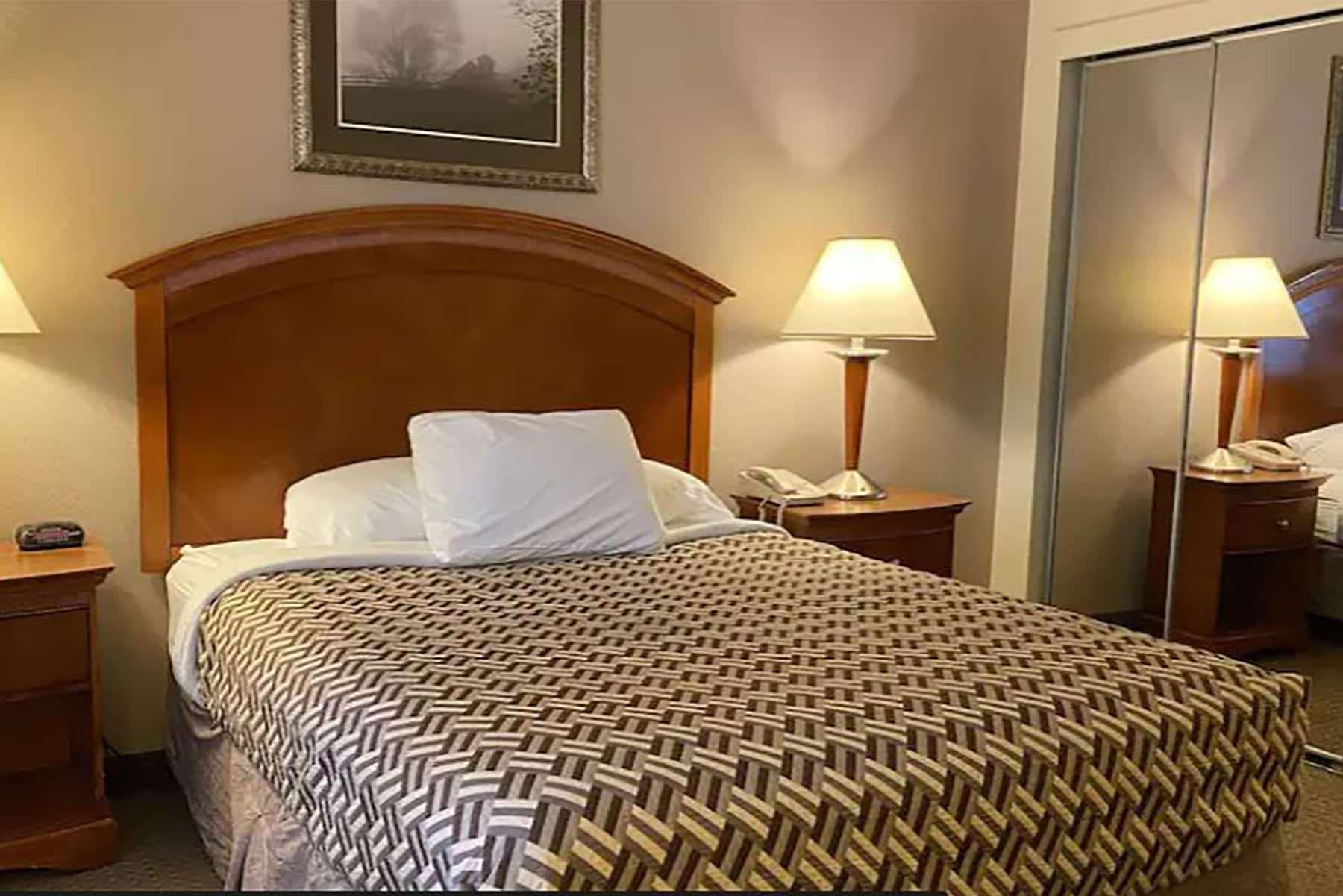 A Riverside Inn Travelodge By Wyndham Fairplay Ngoại thất bức ảnh