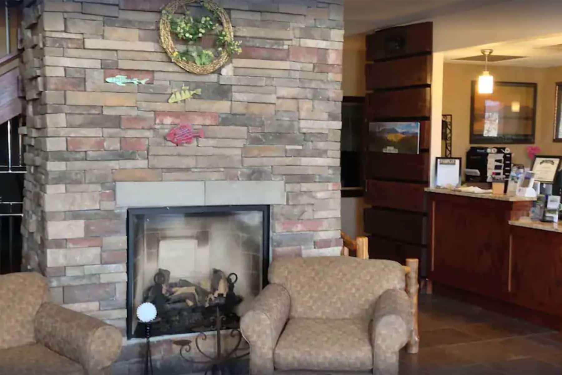 A Riverside Inn Travelodge By Wyndham Fairplay Ngoại thất bức ảnh
