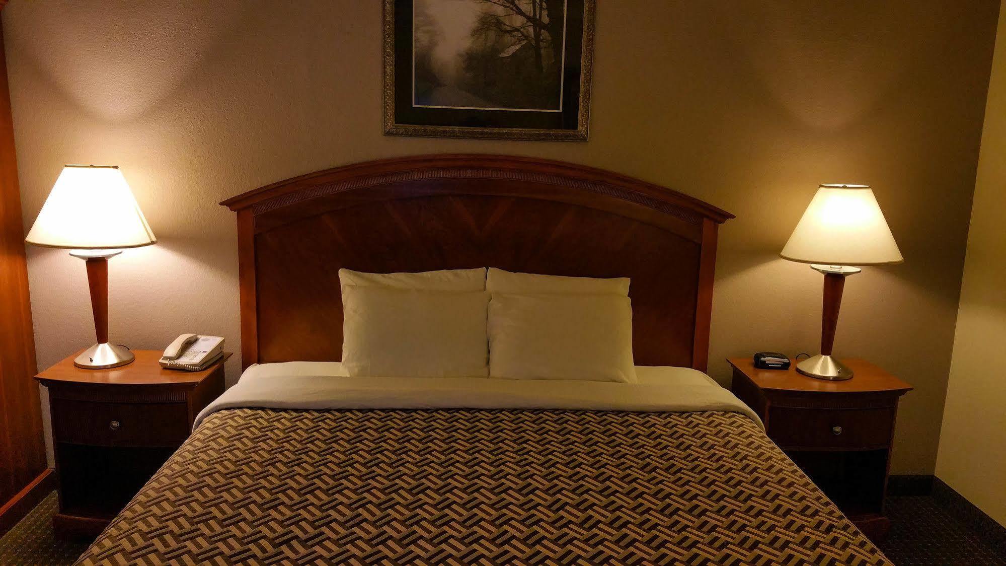 A Riverside Inn Travelodge By Wyndham Fairplay Ngoại thất bức ảnh