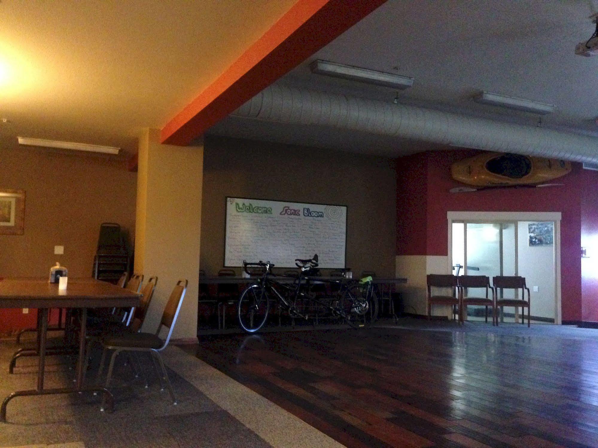 A Riverside Inn Travelodge By Wyndham Fairplay Ngoại thất bức ảnh